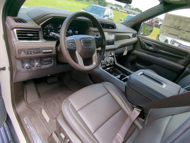 2024 GMC Yukon XL Vehicle Photo in ALBERTVILLE, AL 35950-0246