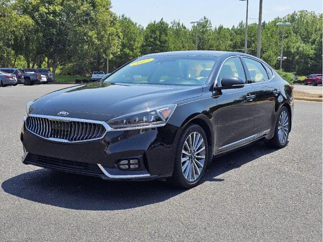 2017 Kia Cadenza Vehicle Photo in Auburn, AL 36832-6638