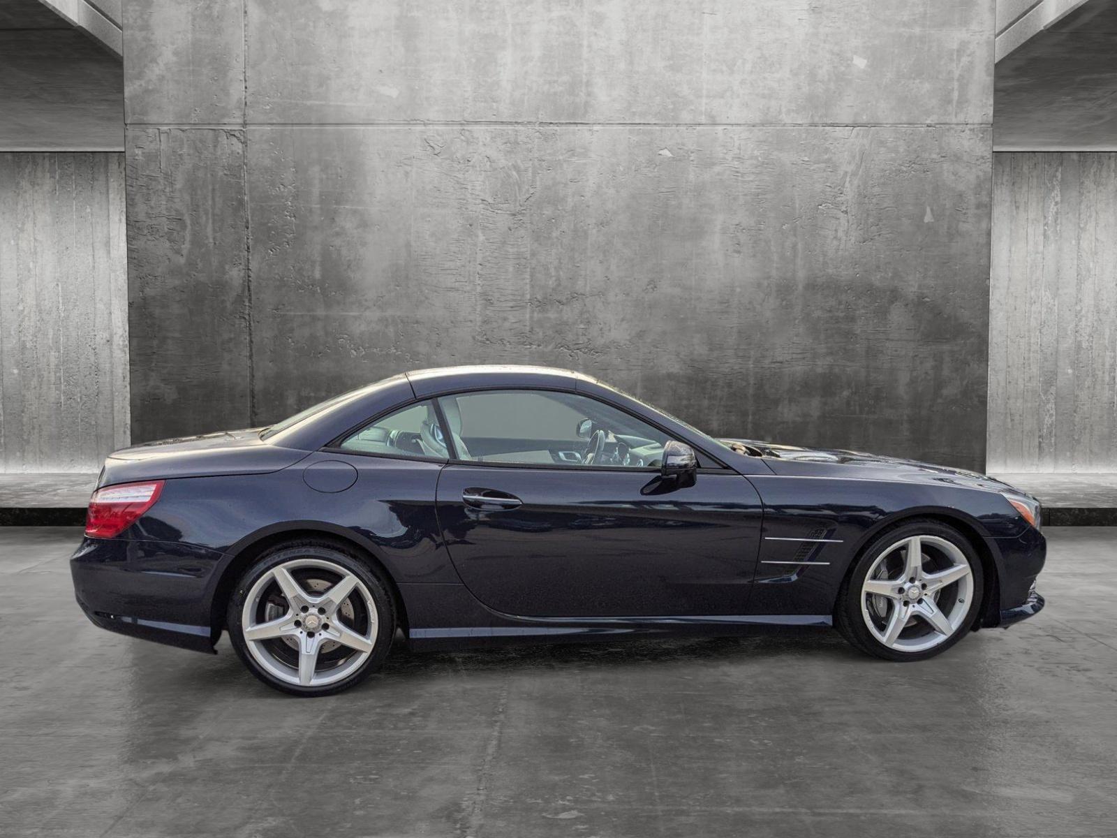 2014 Mercedes-Benz SL-Class Vehicle Photo in Miami, FL 33169