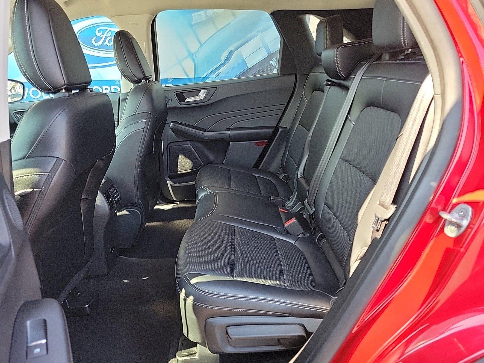 2021 Ford Escape Vehicle Photo in Saint Charles, IL 60174