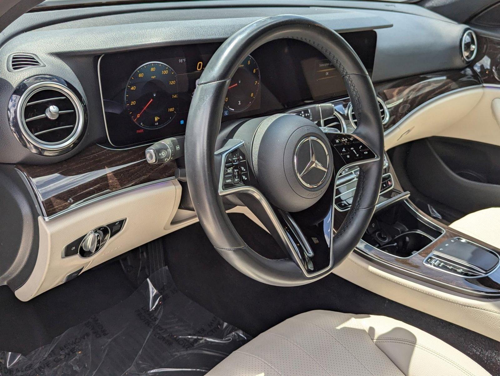 2021 Mercedes-Benz E-Class Vehicle Photo in Pembroke Pines , FL 33027