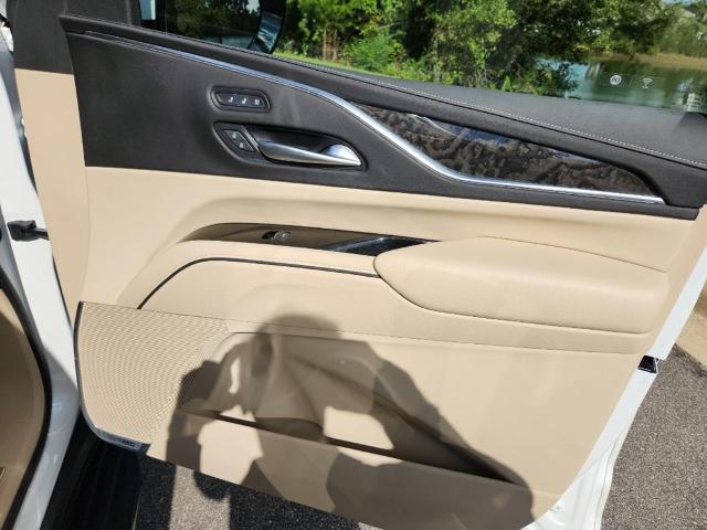 2023 Cadillac Escalade Vehicle Photo in AUBURN, AL 36830-7007