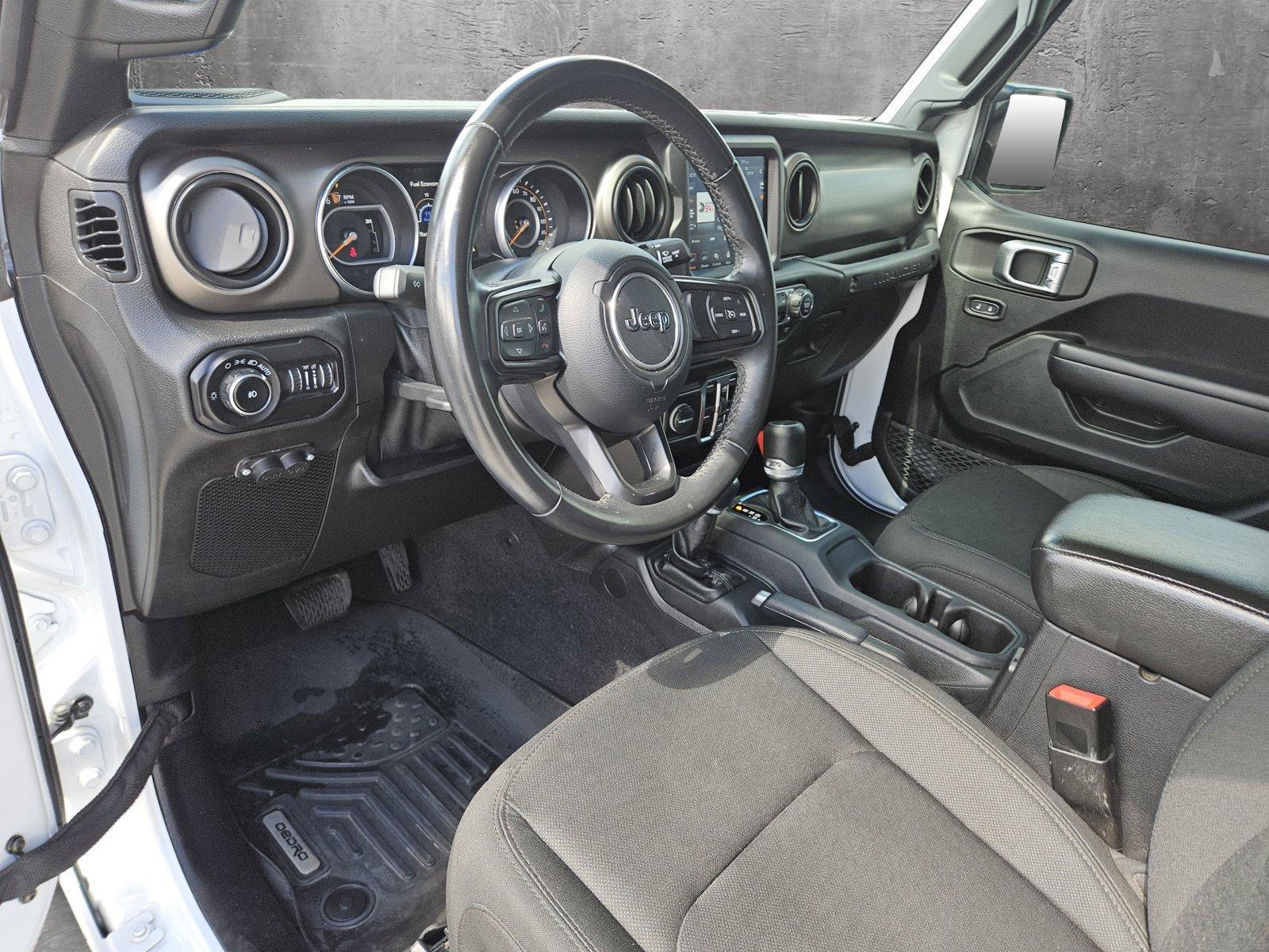 2021 Jeep Wrangler Vehicle Photo in NORTH RICHLAND HILLS, TX 76180-7199