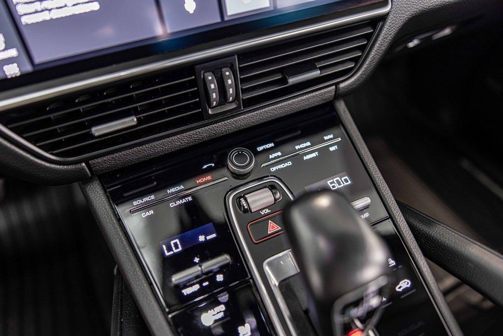 2021 Porsche Cayenne Vehicle Photo in Saint Charles, IL 60174