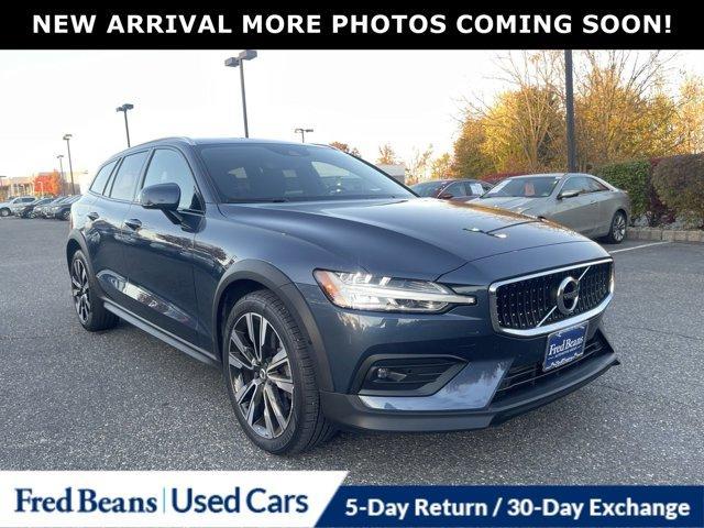 2021 Volvo V60 Cross Country Vehicle Photo in Flemington, NJ 08822