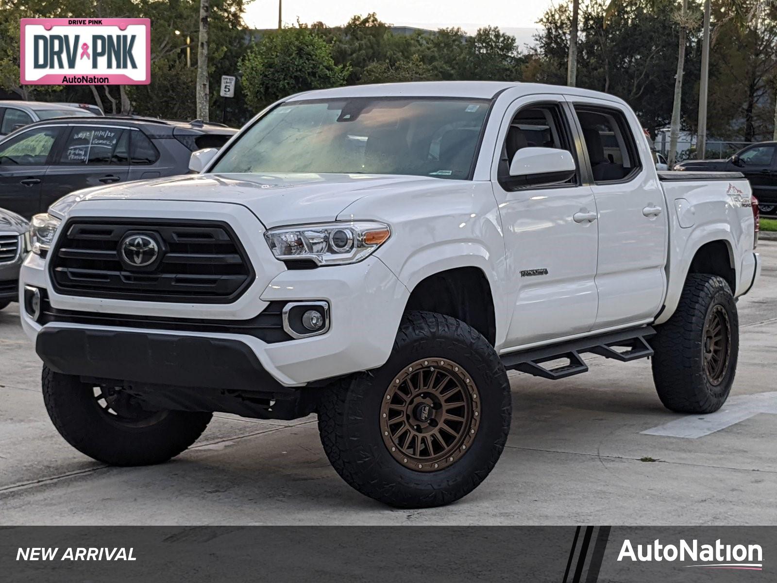 2019 Toyota Tacoma 2WD Vehicle Photo in Davie, FL 33331