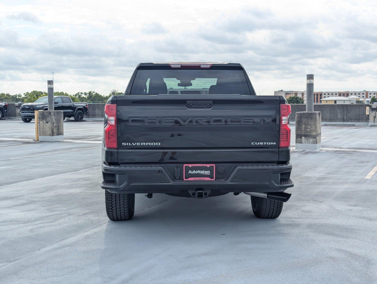 2025 Chevrolet Silverado 1500 Vehicle Photo in PEMBROKE PINES, FL 33024-6534