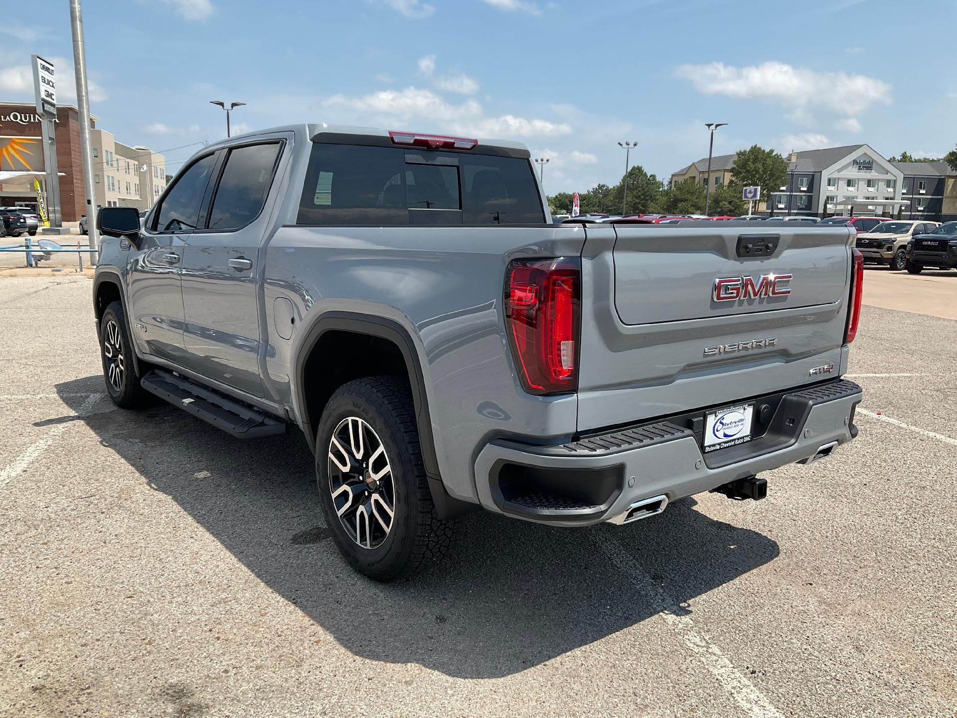 2024 GMC Sierra 1500 Vehicle Photo in PONCA CITY, OK 74601-1036