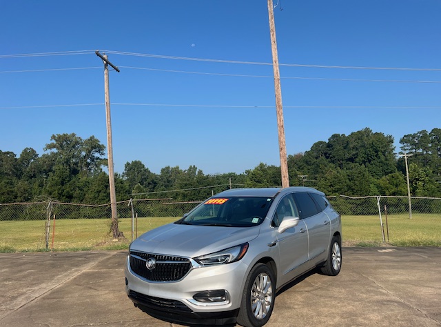 Used 2020 Buick Enclave Essence with VIN 5GAERBKWXLJ300203 for sale in Winnfield, LA