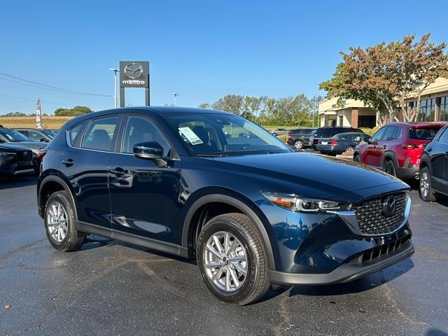 2025 Mazda CX-5 Vehicle Photo in Danville, KY 40422