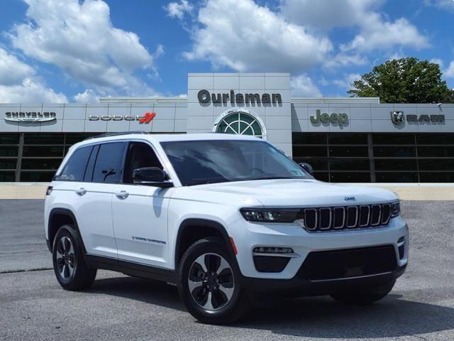 2024 Jeep Grand Cherokee 4xe Vehicle Photo in Bowie, MD 20716