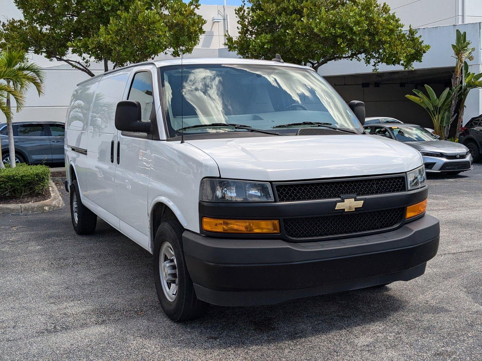 2023 Chevrolet Express Cargo Van Vehicle Photo in Miami, FL 33015