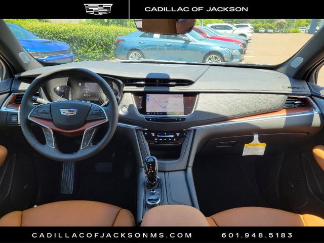 2024 Cadillac XT5 Vehicle Photo in RIDGELAND, MS 39157-4406