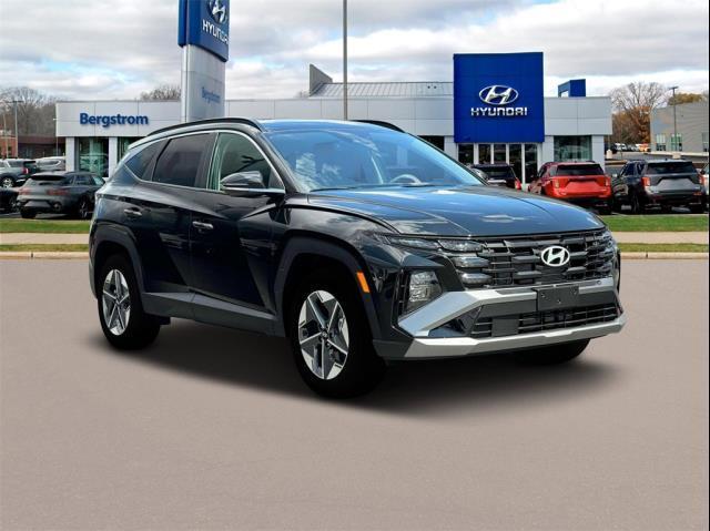 2025 Hyundai TUCSON Vehicle Photo in Green Bay, WI 54304