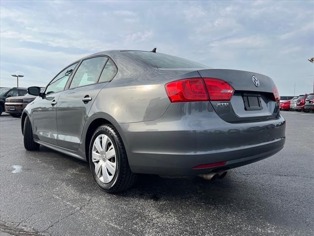 2014 Volkswagen Jetta Sedan Vehicle Photo in O'Fallon, IL 62269