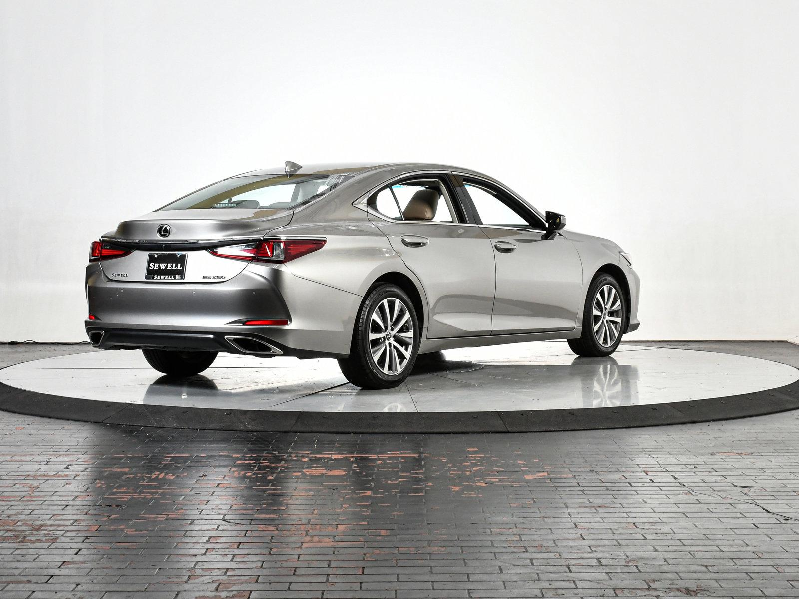 2020 Lexus ES 350 Vehicle Photo in DALLAS, TX 75235