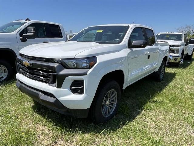 2024 Chevrolet Colorado Vehicle Photo in ALCOA, TN 37701-3235