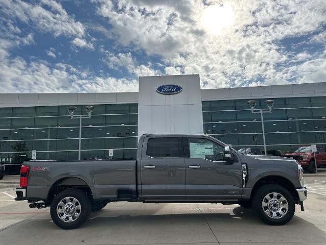 2024 Ford Super Duty F-350 SRW Vehicle Photo in Terrell, TX 75160