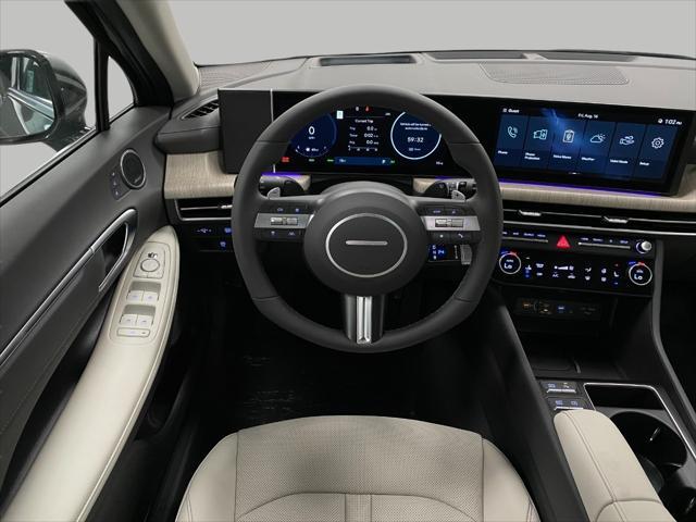 2024 Hyundai SONATA Hybrid Vehicle Photo in Appleton, WI 54913