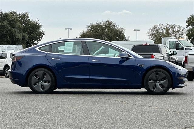 2018 Tesla Model 3 Vehicle Photo in ELK GROVE, CA 95757-8703