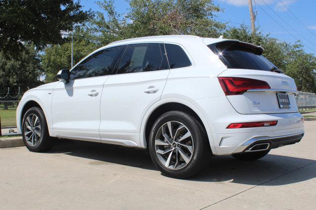 2022 Audi Q5 Vehicle Photo in HOUSTON, TX 77090