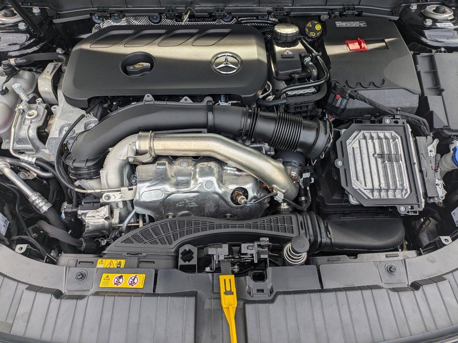 2024 Mercedes-Benz GLB Vehicle Photo in Sarasota, FL 34231