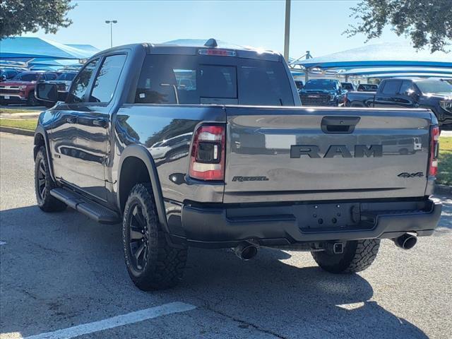 2021 Ram 1500 Vehicle Photo in DENTON, TX 76210-9321