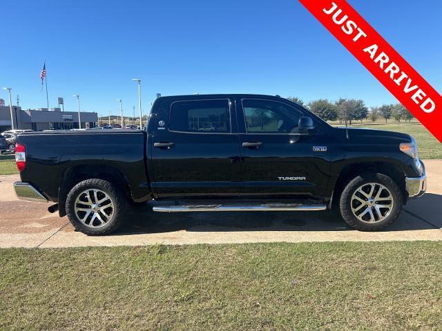 2017 Toyota Tundra 4WD Vehicle Photo in Denison, TX 75020