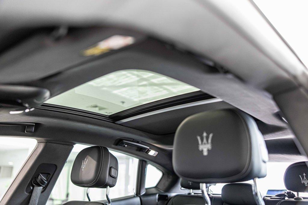 2021 Maserati Levante Vehicle Photo in Plainfield, IL 60586