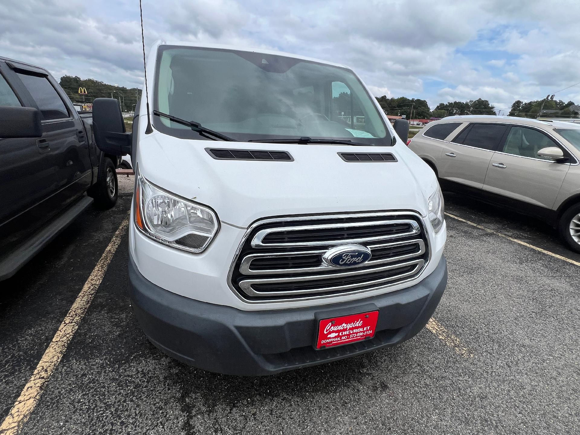 Used 2017 Ford Transit Wagon XL with VIN 1FBZX2YM2HKB05195 for sale in Doniphan, MO