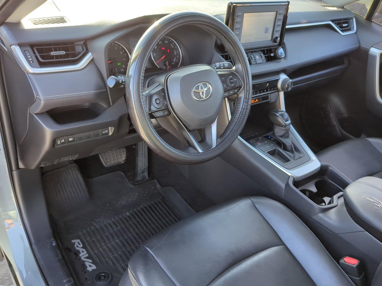 2019 Toyota RAV4 Vehicle Photo in Ft. Myers, FL 33907