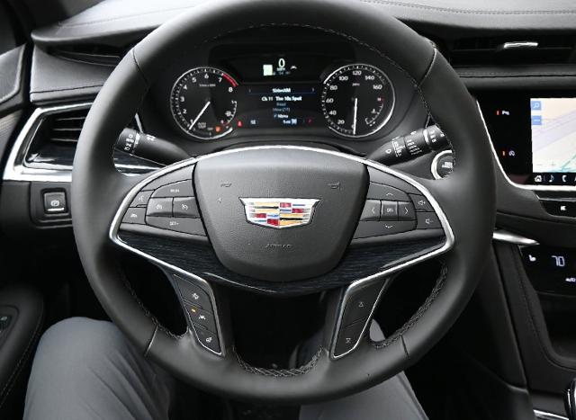 2025 Cadillac XT5 Vehicle Photo in NORWOOD, MA 02062-5222