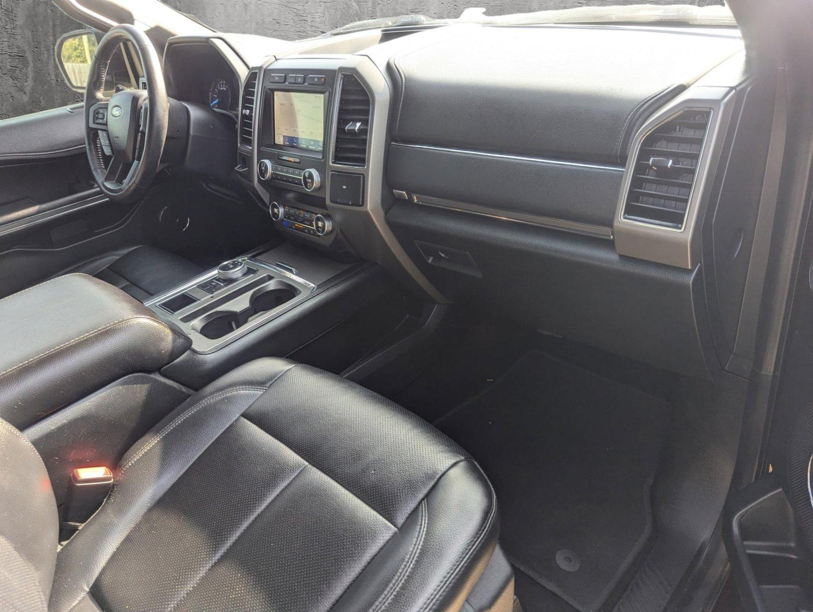 2020 Ford Expedition Vehicle Photo in CORPUS CHRISTI, TX 78412-4902