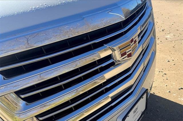 2020 Cadillac Escalade Vehicle Photo in KANSAS CITY, MO 64114-4545