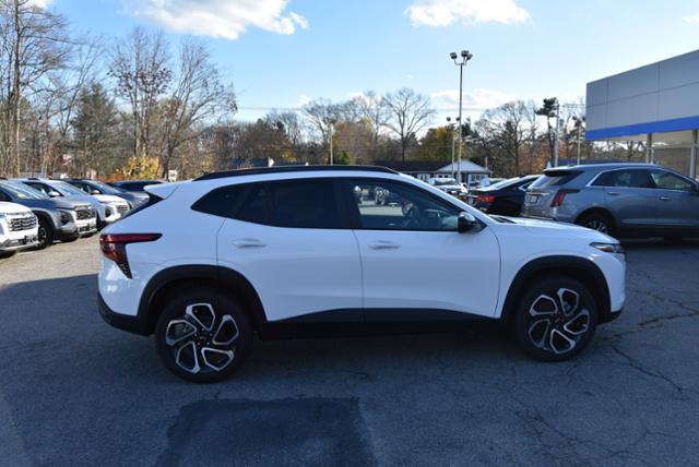 2025 Chevrolet Trax Vehicle Photo in WHITMAN, MA 02382-1041