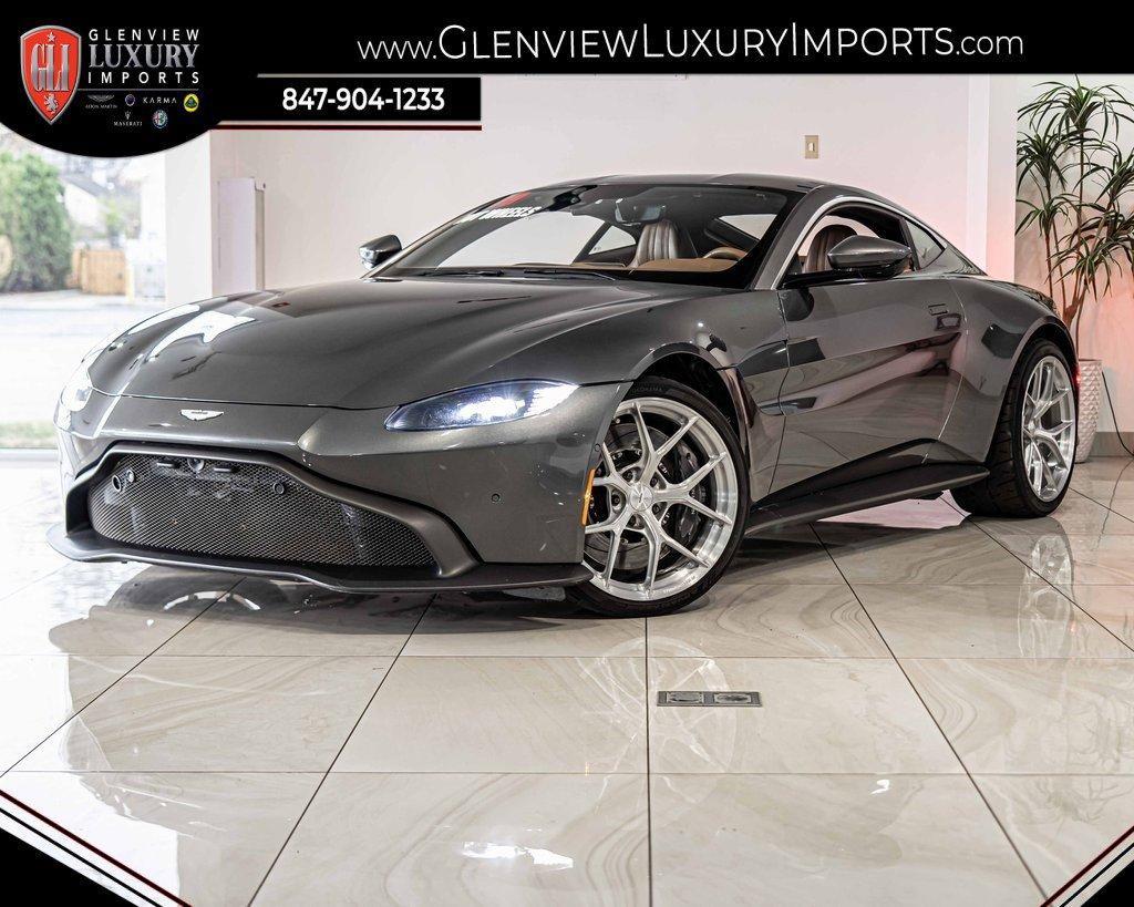 2019 Aston Martin Vantage Vehicle Photo in Saint Charles, IL 60174