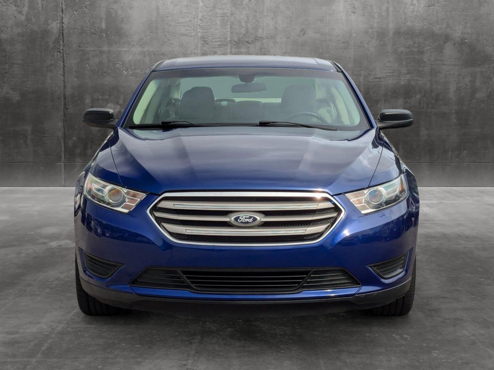 2015 Ford Taurus Vehicle Photo in St. Petersburg, FL 33713