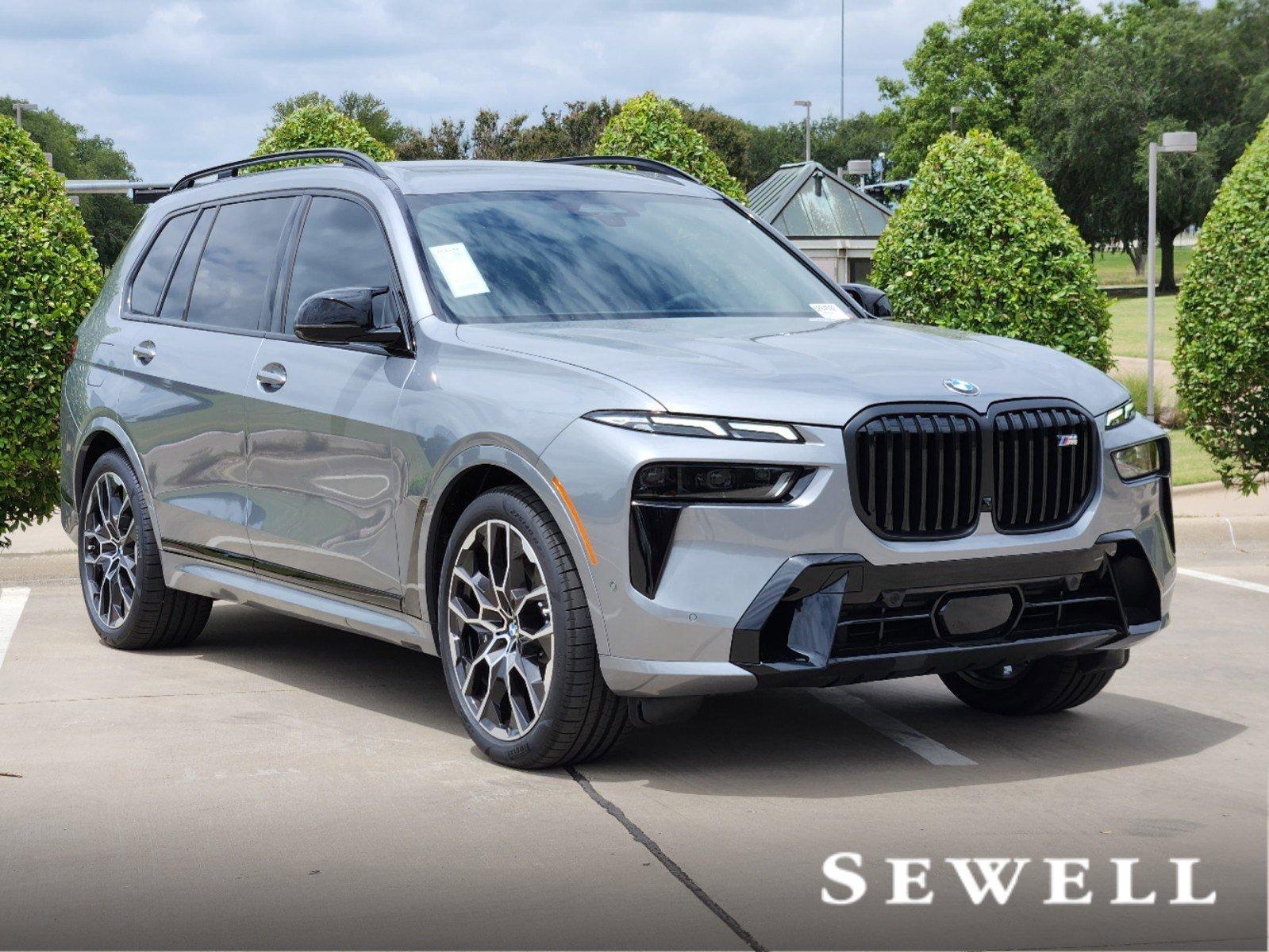 2025 BMW X7 M60i Vehicle Photo in PLANO, TX 75024