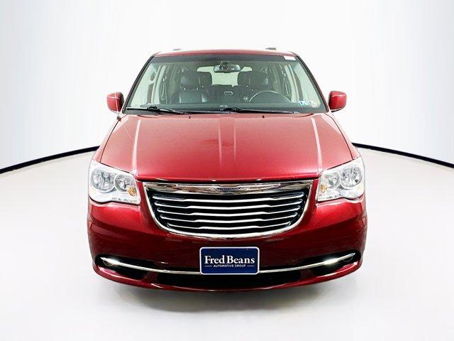 2015 Chrysler Town & Country Vehicle Photo in Doylsetown, PA 18901