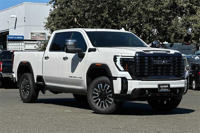 2024 GMC Sierra 2500 HD Vehicle Photo in ELK GROVE, CA 95757-8703