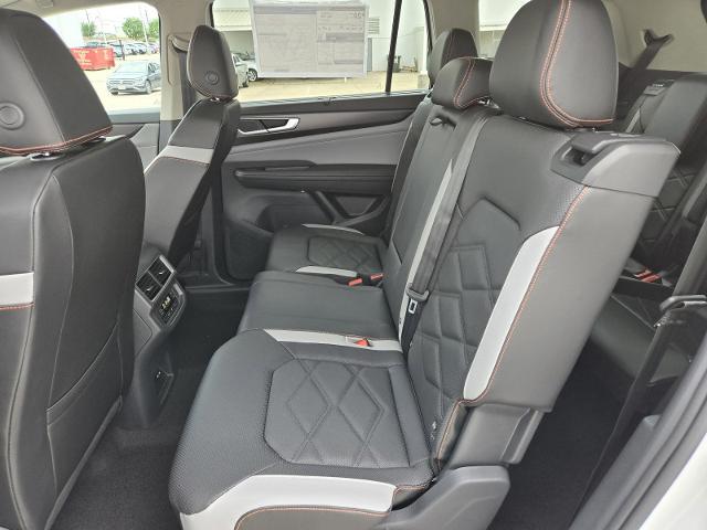 2024 Volkswagen Atlas Vehicle Photo in WEATHERFORD, TX 76087