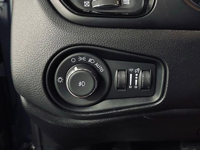 2023 Jeep Renegade Vehicle Photo in MEDINA, OH 44256-9631