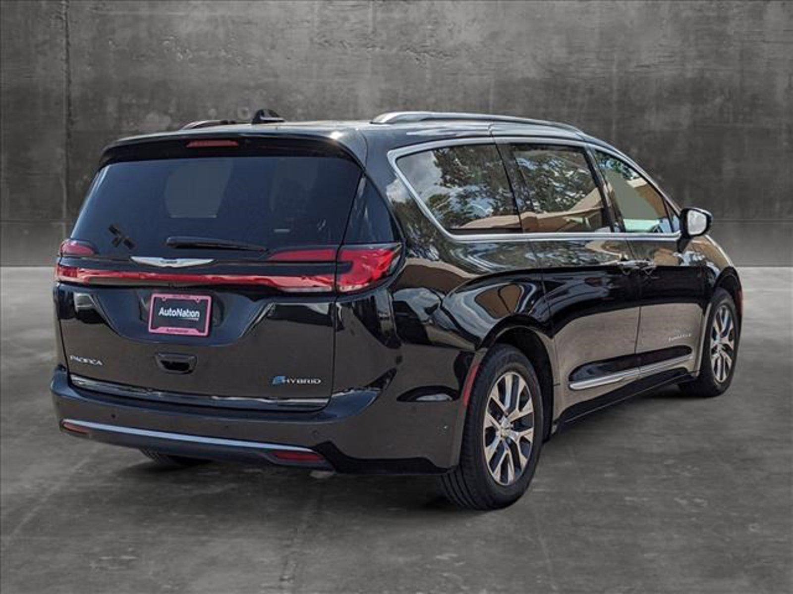 2022 Chrysler Pacifica Vehicle Photo in Ft. Myers, FL 33907