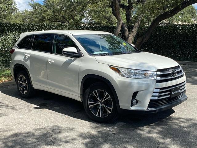 2017 Toyota Highlander Vehicle Photo in SAN ANTONIO, TX 78230-1001