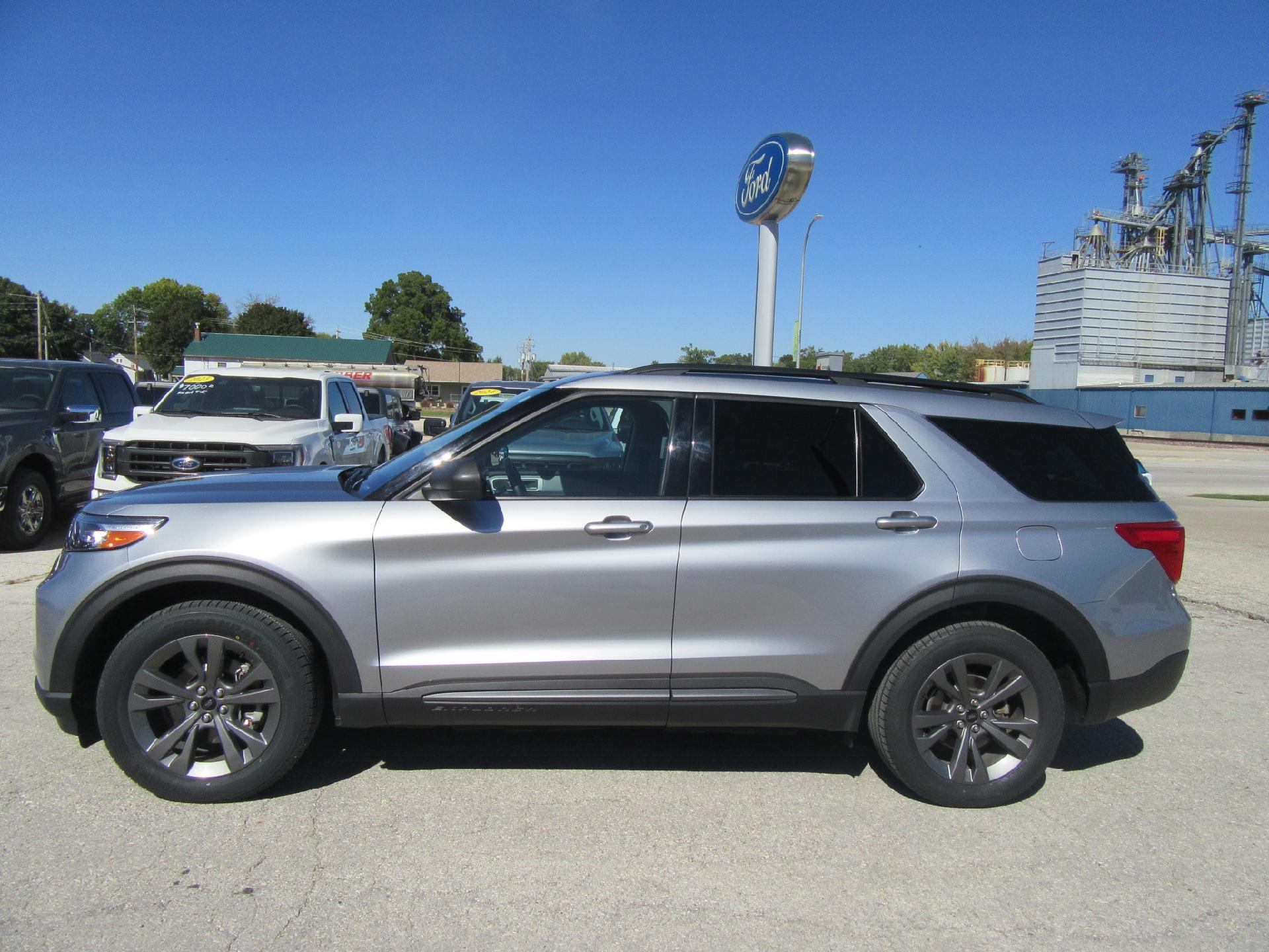 Used 2021 Ford Explorer XLT with VIN 1FMSK8DH7MGA59511 for sale in Emmetsburg, IA