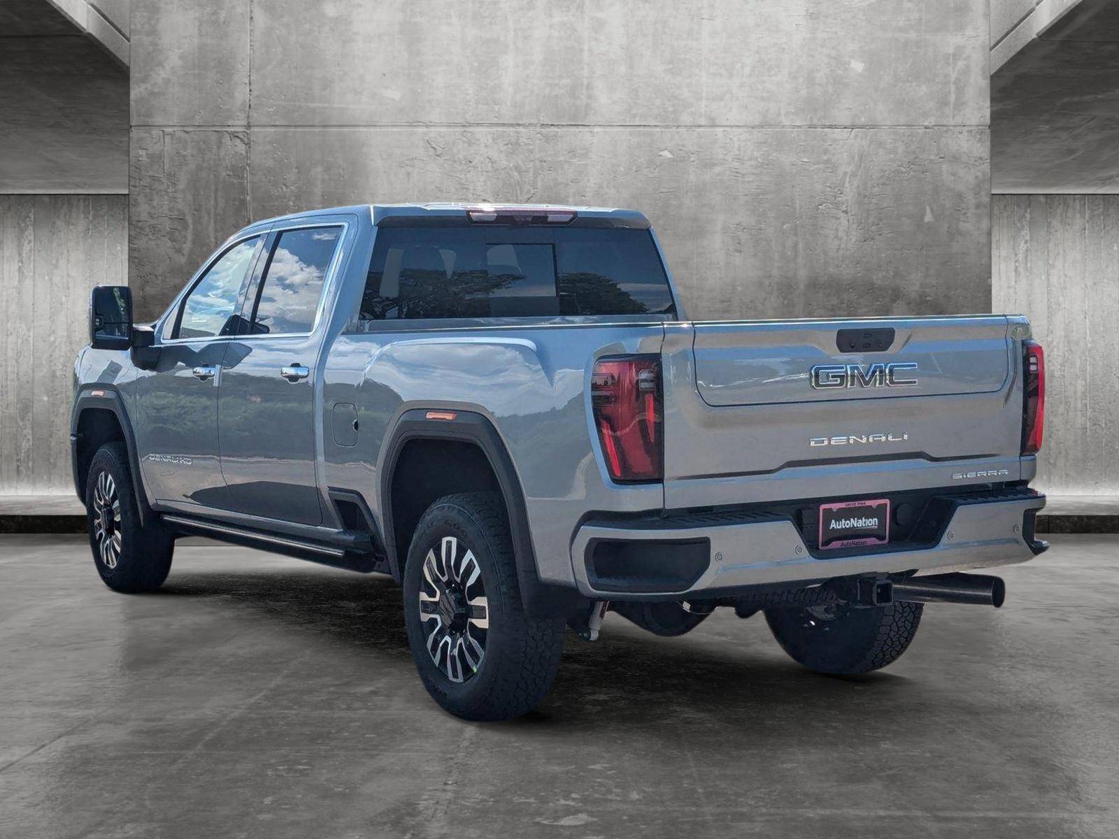 2025 GMC Sierra 2500 HD Vehicle Photo in LONE TREE, CO 80124-2750