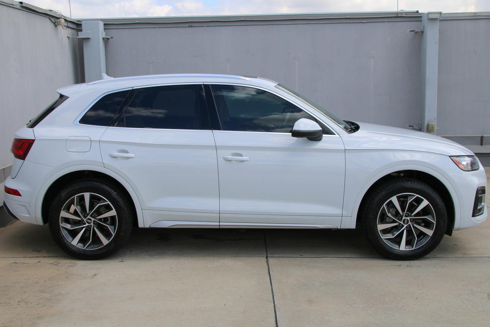 2021 Audi Q5 Vehicle Photo in SUGAR LAND, TX 77478