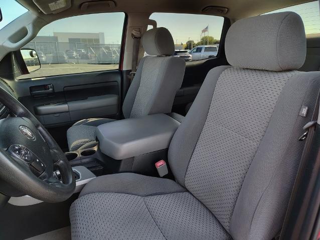 2011 Toyota Tundra 4WD Truck Vehicle Photo in GREEN BAY, WI 54304-5303