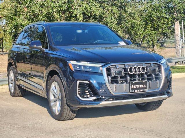 2025 Audi Q7 Vehicle Photo in HOUSTON, TX 77090