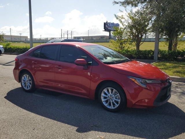 Used 2021 Toyota Corolla LE with VIN JTDVPMAE8MJ165328 for sale in Clermont, FL